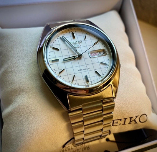 Seiko SNXF05