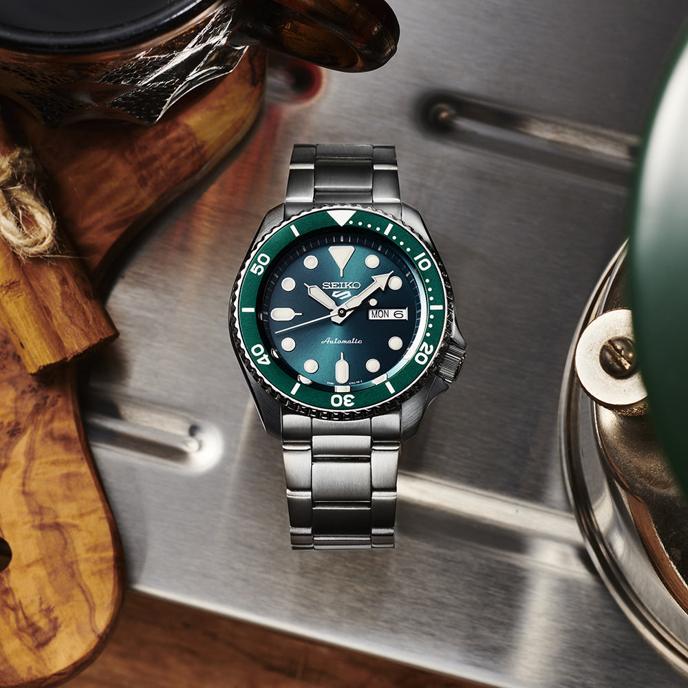 Seiko 5 Sports