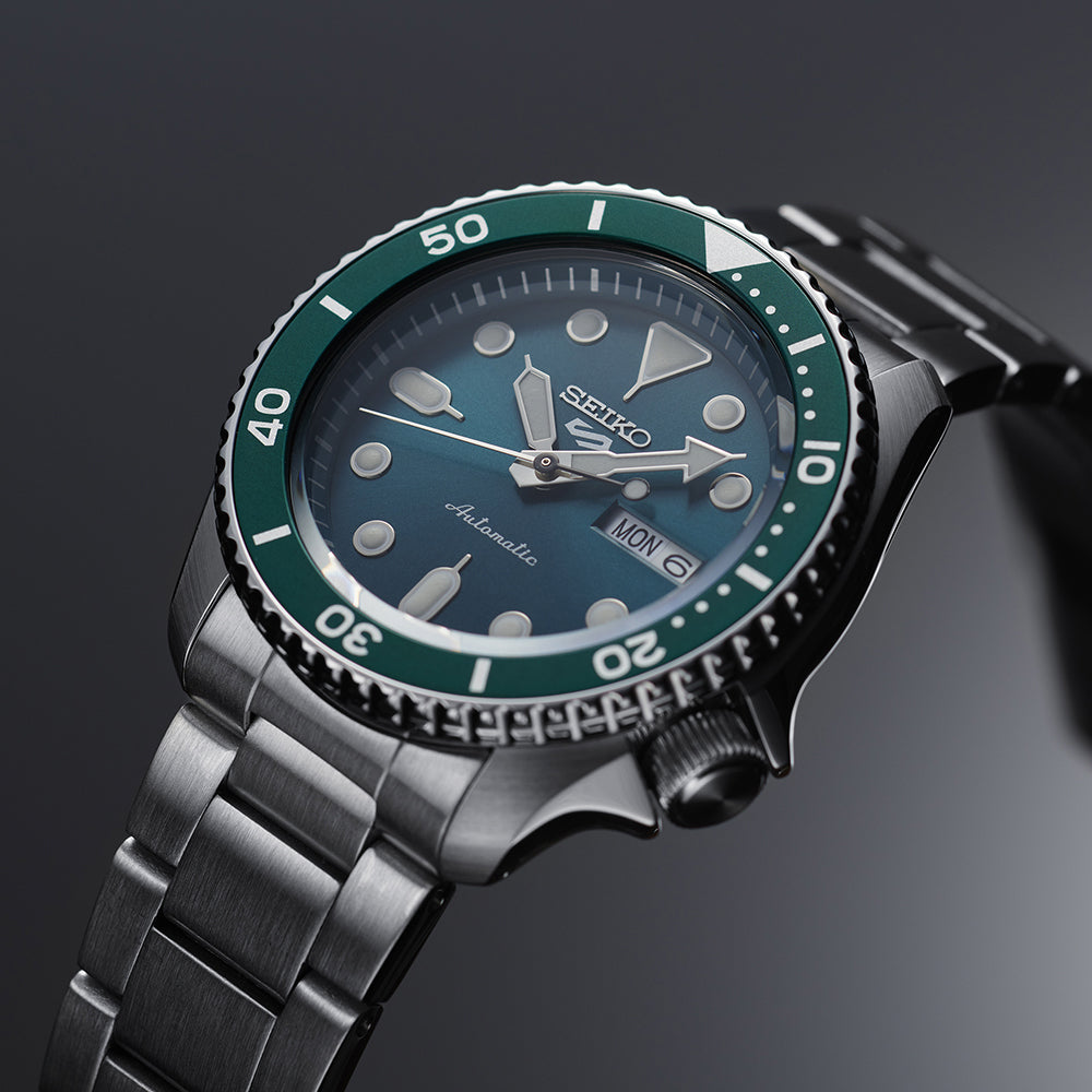 Seiko 5 Sports